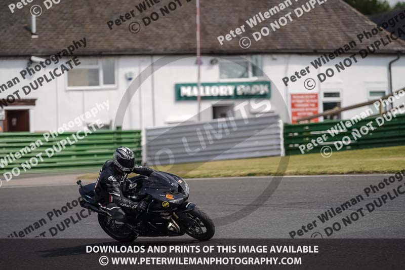 enduro digital images;event digital images;eventdigitalimages;mallory park;mallory park photographs;mallory park trackday;mallory park trackday photographs;no limits trackdays;peter wileman photography;racing digital images;trackday digital images;trackday photos